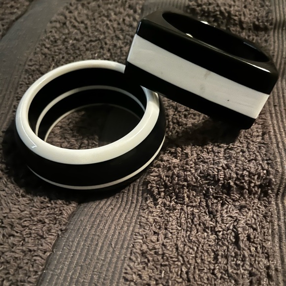 Bangle Set - Picture 1 of 2